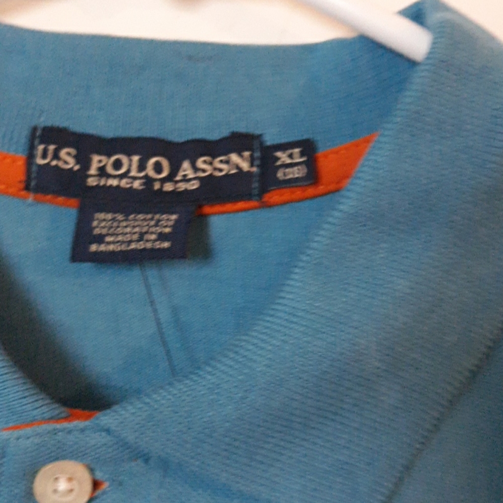 Polo - Picture 2 of 3